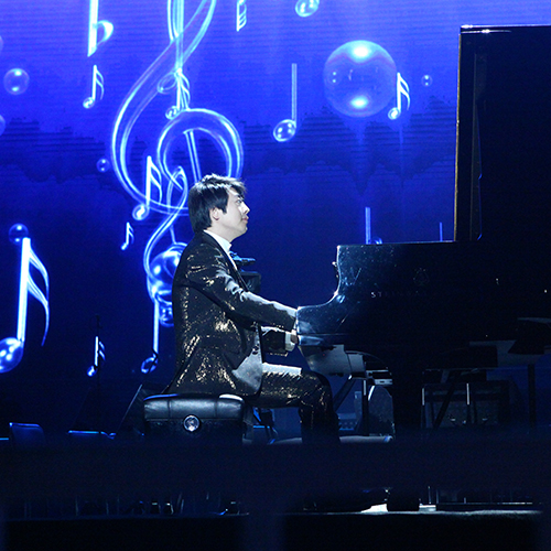 ���ʺϷ������������F���桶��ѩ�澉���𺳣�